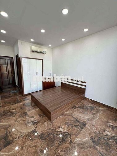 STUDIO CỬA SỔ LỚN FULL NỘI THẤT NGAY BÌNH THẠNH