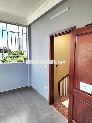 Nhà đẹp Khương Trung, ngõ 3m thông, 40m ra ô tô. 40mx4T. Chỉ 7,8 tỷ