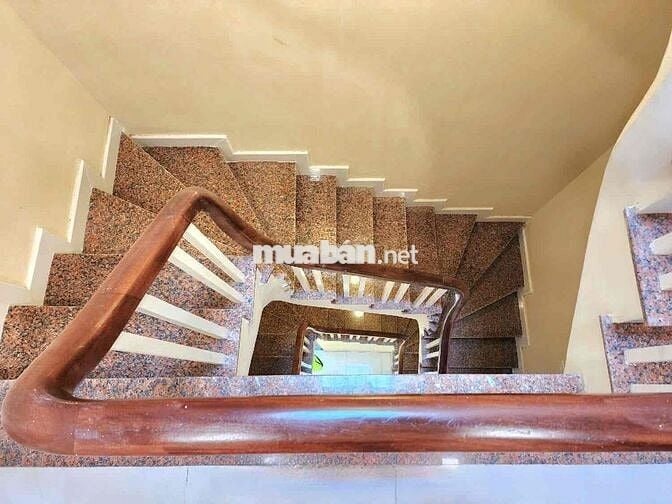 Nhà đẹp Khương Trung, ngõ 3m thông, 40m ra ô tô. 40mx4T. Chỉ 7,8 tỷ