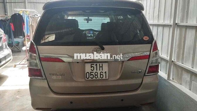 Toyota Innova 2014 V - 90000 km