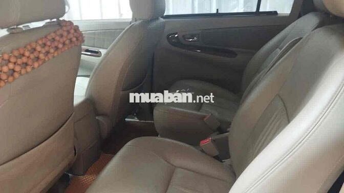 Toyota Innova 2014 V - 90000 km