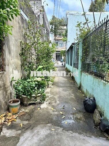 Nhà trệt 2 lầu 6PN hẻm đường Trần Quang Khải chỉ 8 triệu