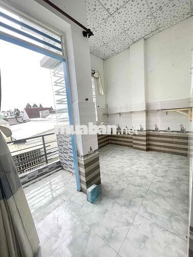 Nhà Trệt lầu 3pn 2wc hẻm Nguyễn Đệ rộng 100m2