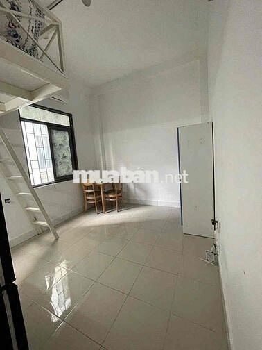 CĂN DUPLEX CỬA SỔ TRỜI NGAY HÀNG XANH BÌNH THẠNH