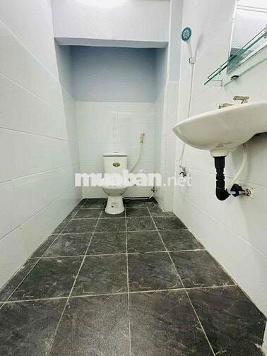 PASS TRỌ BAN CÔNG SIÊU THOÁNG - TÁCH BẾP, FULL NỘI THẤT, SIÊU RỘNG Q6