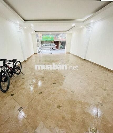 Cho thuê căn nhà 70m2 xây 7 tầng tại phố Nguyên Khang - Cầu Giấy