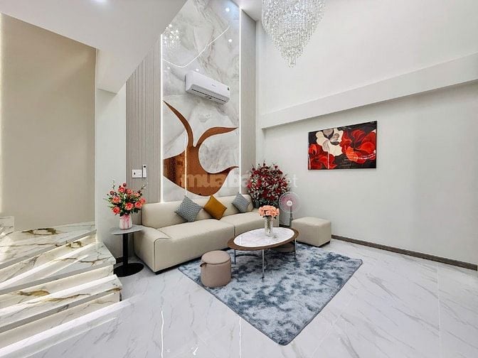 CHÍNH CHỦ BÁN CĂN SIÊU PHẨM MỚI XÂY ĐÚC 3 LẦU HẺM XE HƠI GIÁ MỀM 