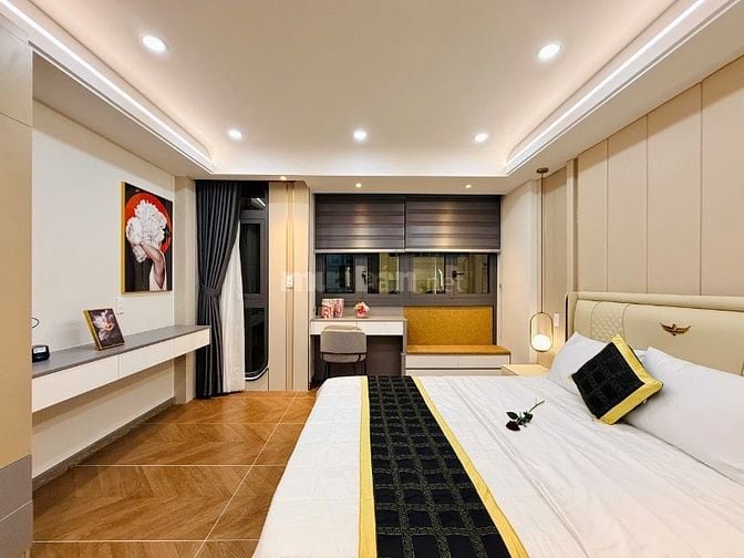CHÍNH CHỦ BÁN CĂN SIÊU PHẨM MỚI XÂY ĐÚC 3 LẦU HẺM XE HƠI GIÁ MỀM 