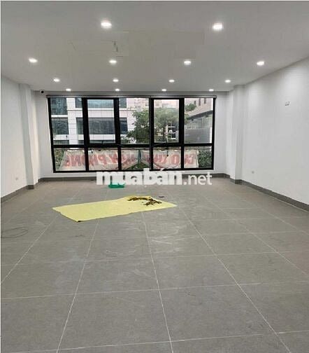 Cho thuê căn nhà 70m2 xây 7 tầng tại phố Nguyên Khang - Cầu Giấy