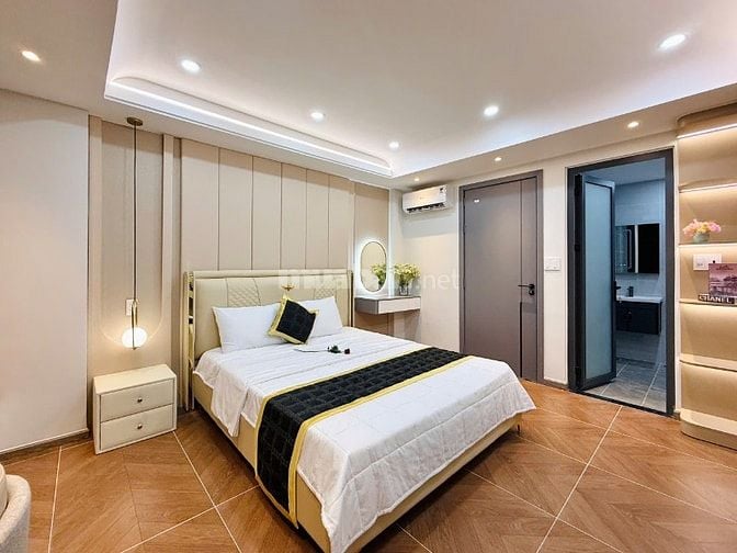 CHÍNH CHỦ BÁN CĂN SIÊU PHẨM MỚI XÂY ĐÚC 3 LẦU HẺM XE HƠI GIÁ MỀM 