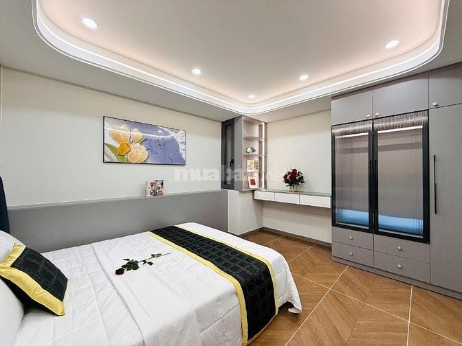 CHÍNH CHỦ BÁN CĂN SIÊU PHẨM MỚI XÂY ĐÚC 3 LẦU HẺM XE HƠI GIÁ MỀM 