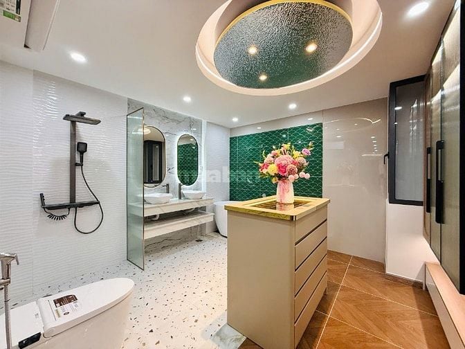 CHÍNH CHỦ BÁN CĂN SIÊU PHẨM MỚI XÂY ĐÚC 3 LẦU HẺM XE HƠI GIÁ MỀM 