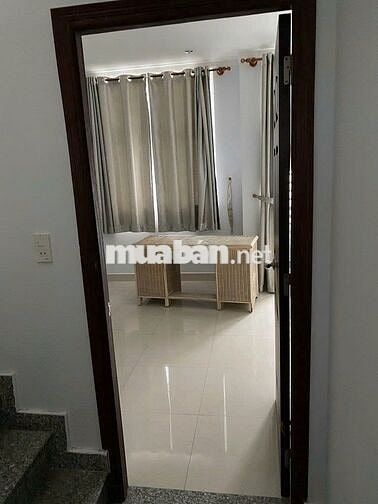 cho thuê nhà hẻm Quận 1 Nguyễn Phi Khanh dt 6x6m, 3 lầu 3pn giá 18tr
