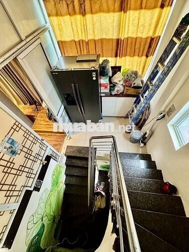Bán nhà mặt phố khu Cát Linh Đống Đa.DT30m2,5 tầng ;MT7,6m-Giá15,1 tỷ