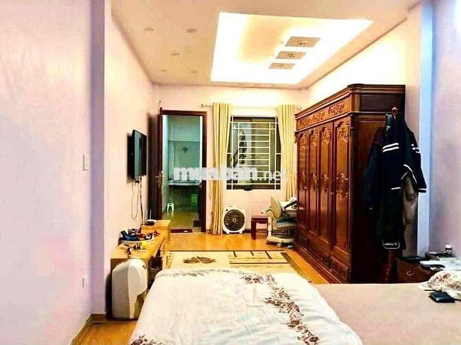 Cực Rẻ ! Nhà Phố Pháo Đài Láng - Ngõ Thông -20m Ra OTO -Full Nội Thất