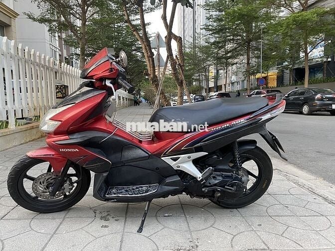 Đổi xe bán airblade đỏ đen, nữ đi, giá rẻ