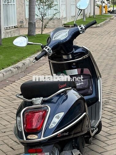 VESPA SPRINT XANH