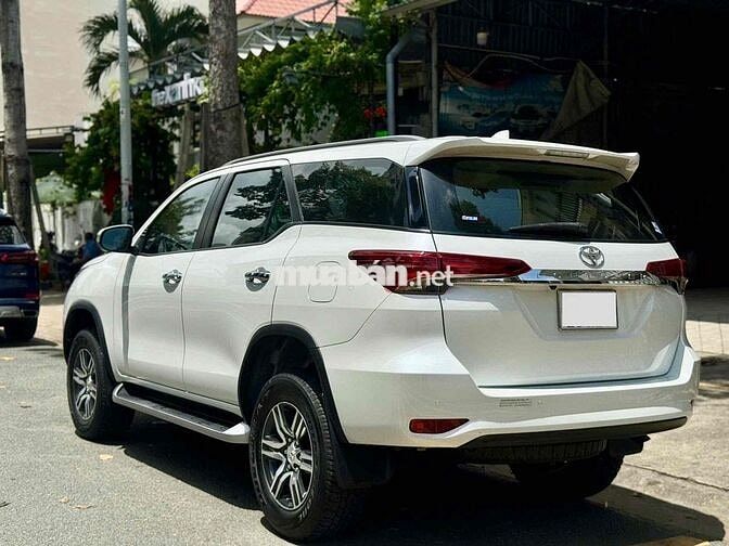 Toyota Fortuner 2022 2.4 4x2 AT - 28000 km