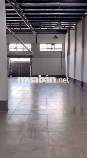 MB KHO XƯƠNG NHƯ HÌNH ẢNH ĐƯỜNG XE TẢI LỚN GẦN Quốc Lộ 1 GIÁP GÒ VẤP