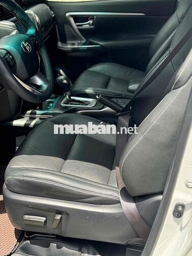 Toyota Fortuner 2022 2.4 4x2 AT - 28000 km