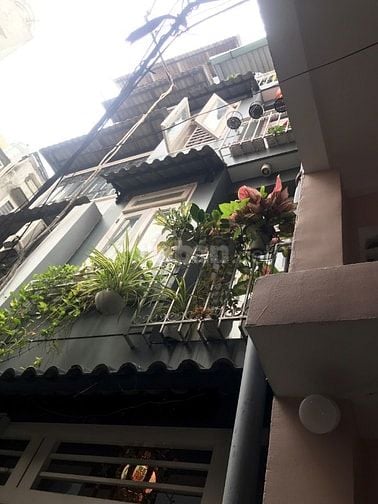 Bán nhà đường Hai Bà Trưng, phường Tân Định, Quận 01