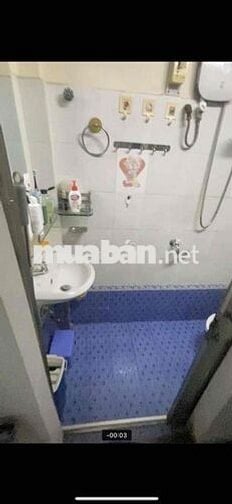 Phòng t11 có gác và ban công rộng thoáng full nt