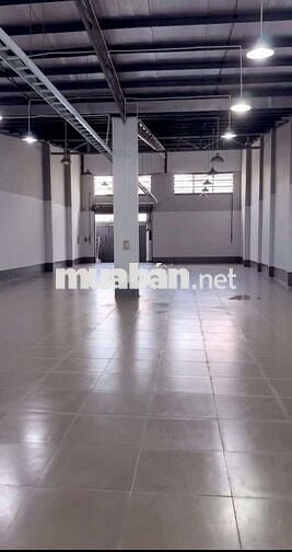 MB KHO XƯƠNG NHƯ HÌNH ẢNH ĐƯỜNG XE TẢI LỚN GẦN Quốc Lộ 1 GIÁP GÒ VẤP