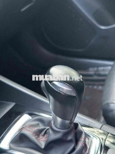 Mazda 3 siêu phẩm siêu lướt - 50000 km