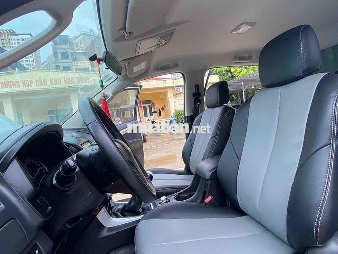 Isuzu Dmax 2016 LS 2.5 4X4 MT 2 cầu