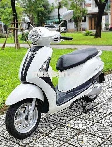 Lên đời xe cần bán . Grande 2016