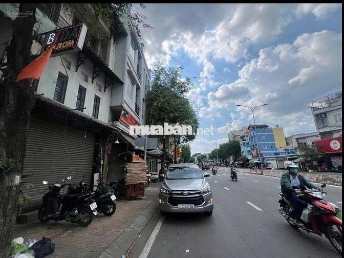 Bán nhà mặt tiền Lê Trọng Tấn chính chủ