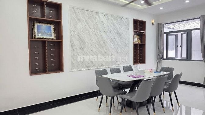 Biệt thự Phố Đông, đã hoàn thiện nội thất. DT: 120m2, chỉ 13 tỷ