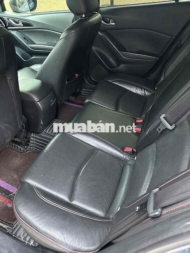 Mazda 3 siêu phẩm siêu lướt - 50000 km
