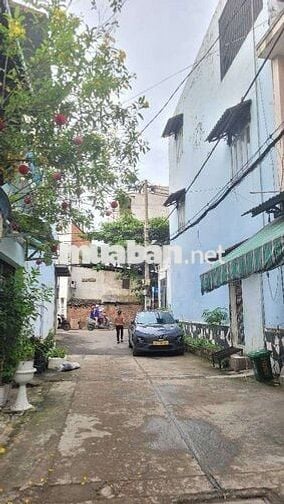 NHÀ ĐẸP BTCT 3 TẦNG – NGAY AEON TÂN PHÚ – HẺM XE HƠI NÉ NHAU - 54M²