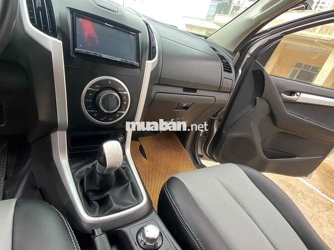 Isuzu Dmax 2016 LS 2.5 4X4 MT 2 cầu