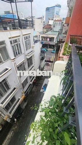 Bán Nhà Sát Đường Lớn Hoàng Văn Thụ- Khu Cao Tầng