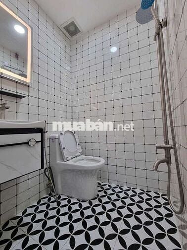 Cho thuê nhà mới sẵn máy lạnh. Hẻm sạch sẽ an ninh chỉ 7đ tháng