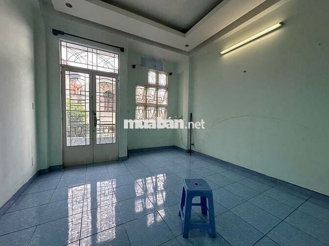 Cho thuê nhà 4 tầng 5PN 4x16m KDC Tạ Quang Bửu P.5 Quận 8