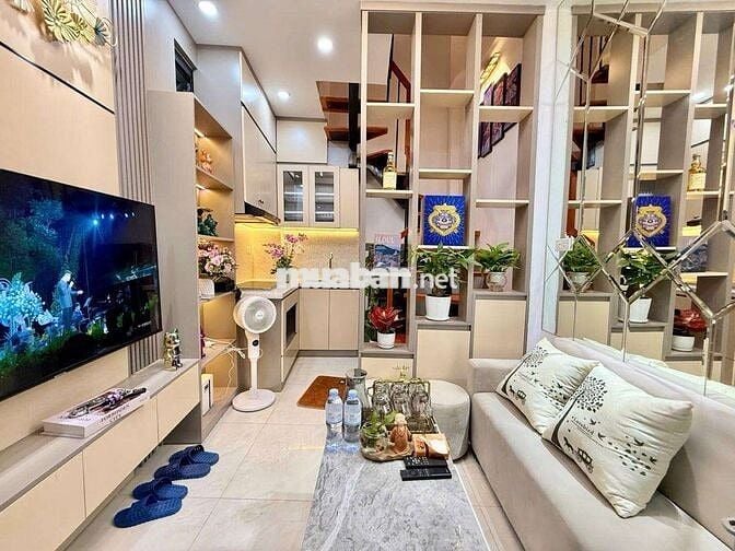 Nhà ngõ Văn Chương, diện tích 12/16m2, 4 tầng, gúa 4,25 tỷ