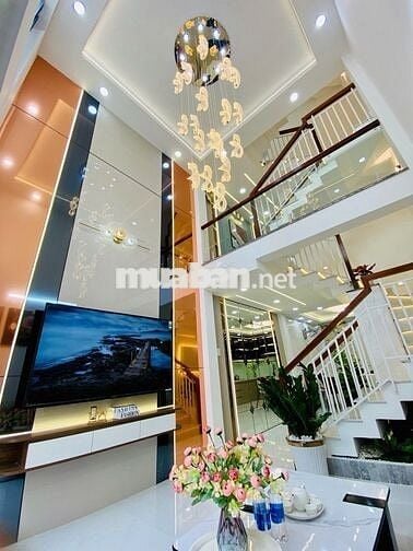 NHÀ ĐẸP HẺM XE HƠI Ở NGAY P16 GÒ VẤP - 4 TẦNG 4 PN - ĐẦY ĐỦ NỘI THẤT