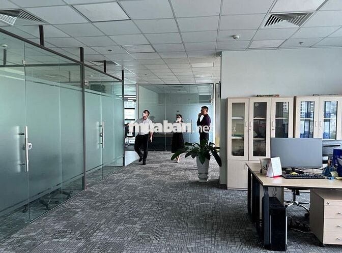 Thuê văn phòng Quận Tân Bình, Quách Văn Tuấn 90–170m² giá ưu đãi.