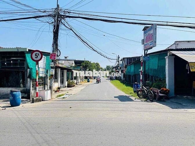 TÔI CẦN BÁN LÔ ĐẤT CỦ CHI 305m2 - GẦN NHÀ THỜ GIÁ FULL 800Tr CÒN BỚT
