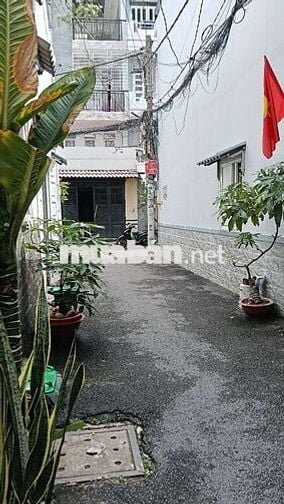 Cho thuê nhà trống, rộng rãi, 3pn3wc, hxh Đường Nguyễn Văn khối p8 GV