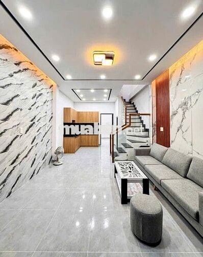 KẸT TIỀN BÁN GẤP 3TẦNG ĐẸP- NGUYỄN SƠN 56M2- NHỈNH 5TỶ