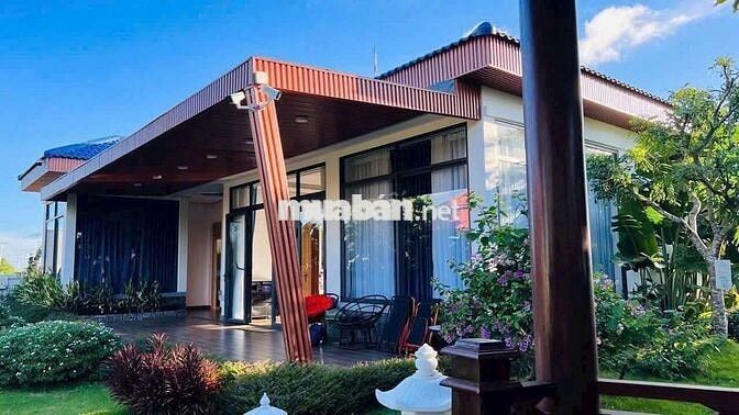 CĂN NHÀ VƯỜN NGHỈ DƯỠNG SIÊU ĐẸP GẦN BIỂN HỒ TRÀM