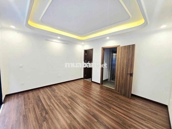 Quá Ngon ! Xã đàn, gần Phố oto kinh doanh -5 tầng xây mới quanh 8đ