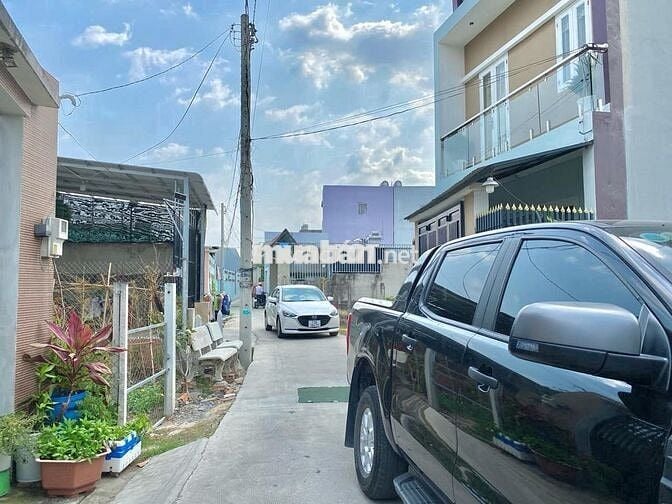 CẦN TIỀN XOAY VỐN - BÁN NHANH ĐẤT TT CỦ CHI 100M2 GIÁ CHỈ 450TR SHR