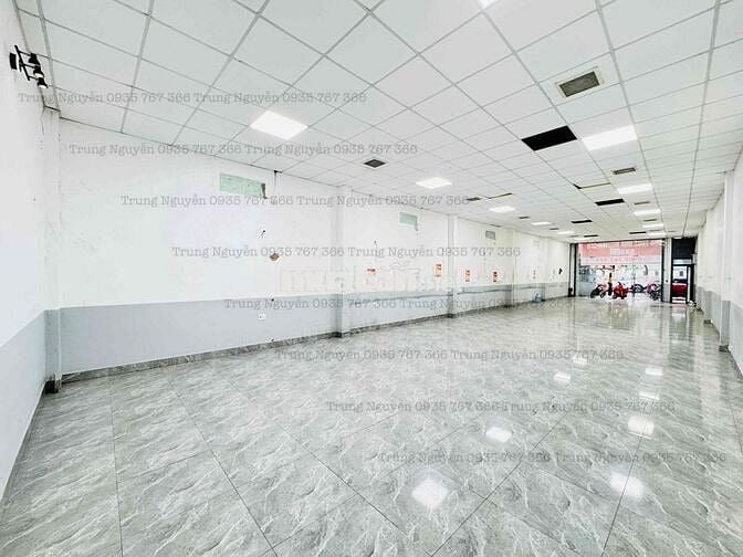 CHO THUÊ NHÀ - MẶT TIỀN ĐƯỜNG Y JUT - OTO ĐỂ THOẢI MÁI 5-10 XE