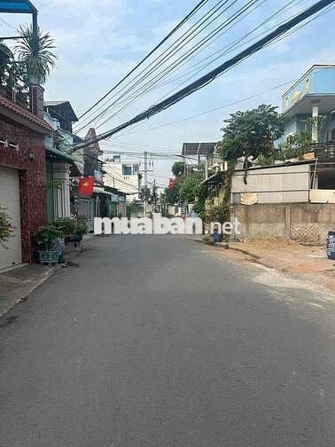 Bán đất mặt đường Đông Tác Dĩ An Ngang 7 m nở hậu diện tích : 971m