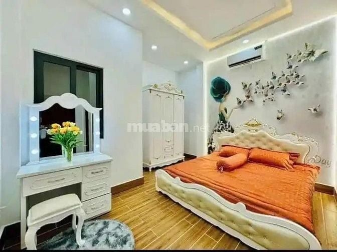 Nợ bán gấp nhà dưới 4ty TL  DT 68m2 Hiệp phú Quận 9 hẻm rộng shr